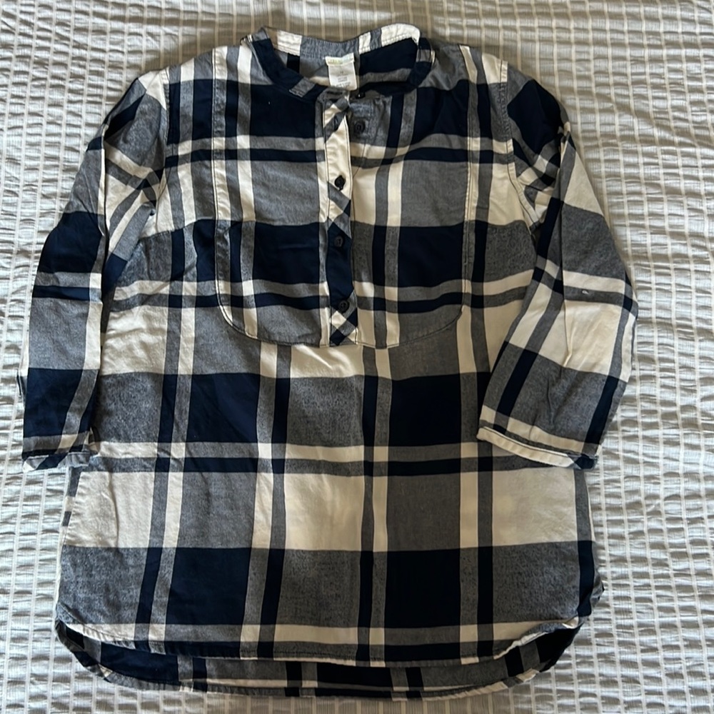 Girls plaid top: navy/cream